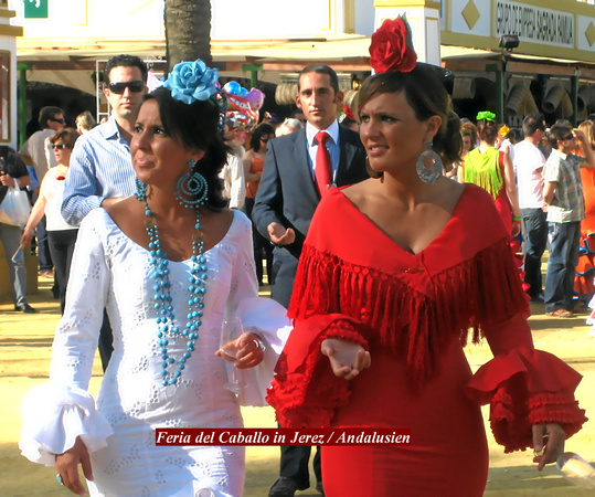 Senoritas auf der Feria del Caballo in Jerez